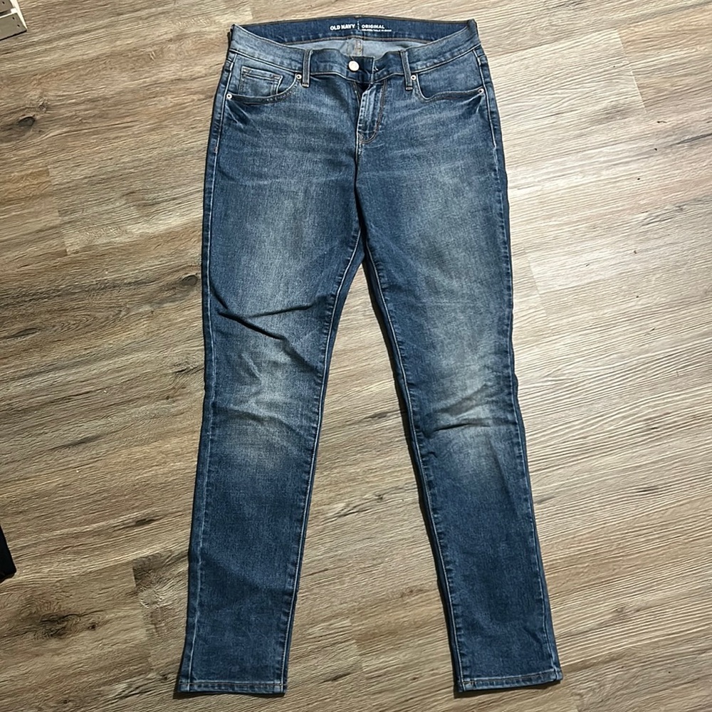 Women’s skinny jeans